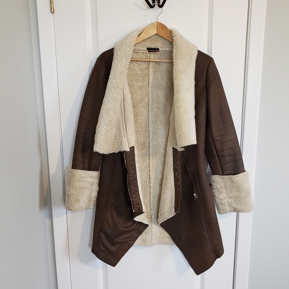 SISLEY Faux Suede and Sherpa Coat - Picture 2 of 8
